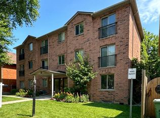 28 Victoria Ave N #207, Hamilton, ON