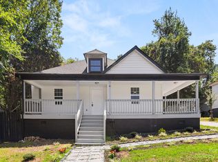 611 S Hoskins Rd, Charlotte, NC 28208