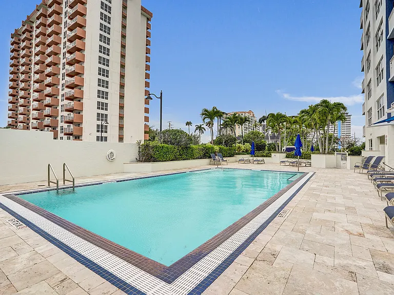 3000 E Sunrise Blvd #14F — Photo 56