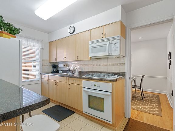 4th image of 6601 N Damen Ave #1S