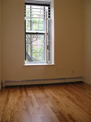 Rented by Tower Brokerage | media 30