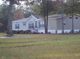 5369 Griffin Dr, Hahira, GA 31632