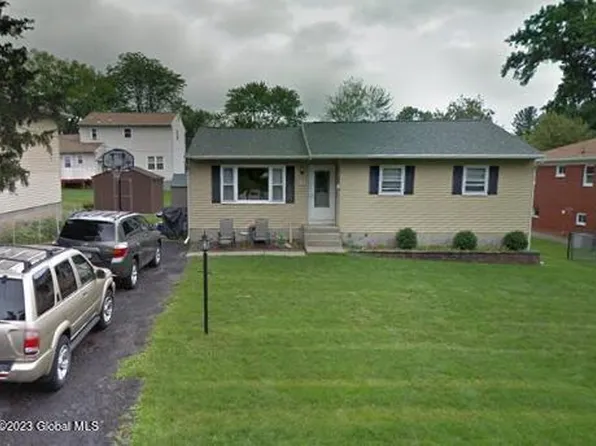 34 Mountainview Avenue, Albany, NY 12208