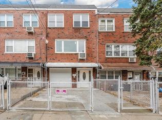 245 Huntington Ave, Bronx, NY 10465