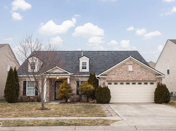 6310 Looking Glass Ln, Indianapolis, IN 46235