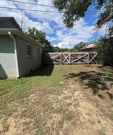 1029 Main St — Photo 3