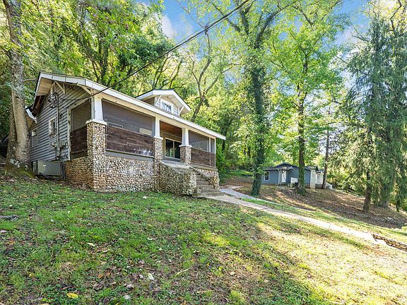 4th image of 2320 Harrison Pike