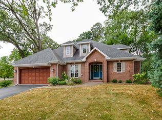1162 Patriot Ln, Cary, IL 60013