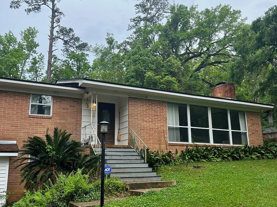 1527 Argonne Rd