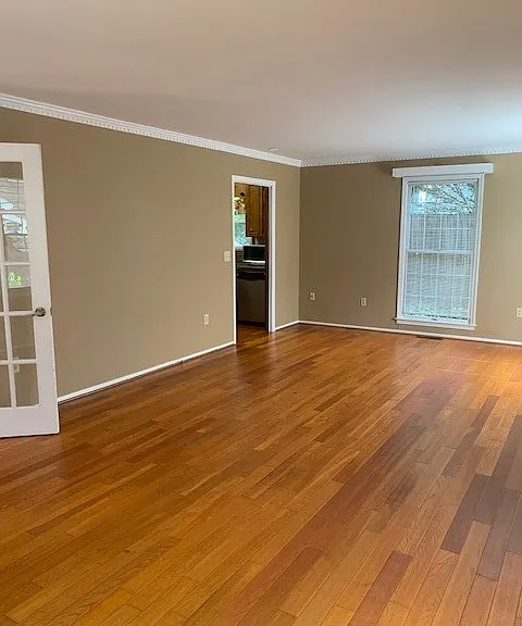 110 N Broad St — Photo 7