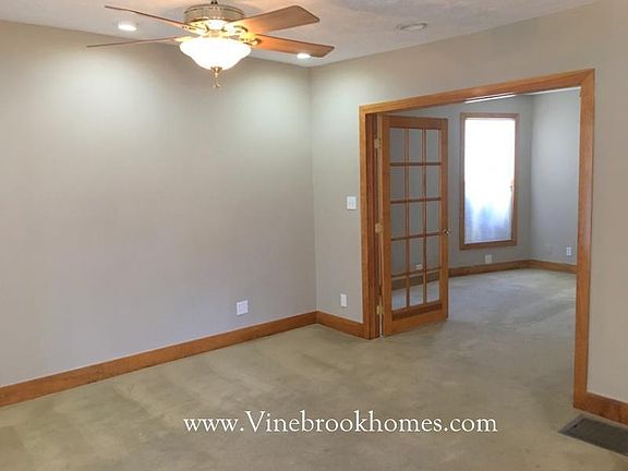 5th image of 526 Saint Nicholas Ave