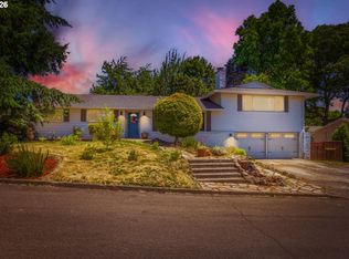 10715 NW 23rd Ave, Vancouver, WA 98685