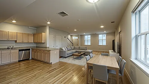 111 2nd St #110 Photo 1