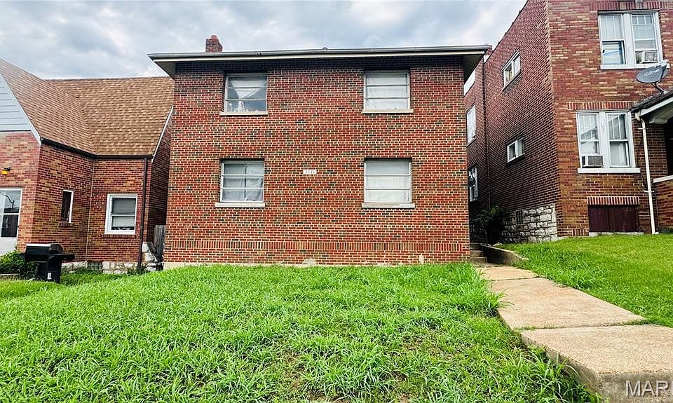1st image of 3941 Dunnica Ave