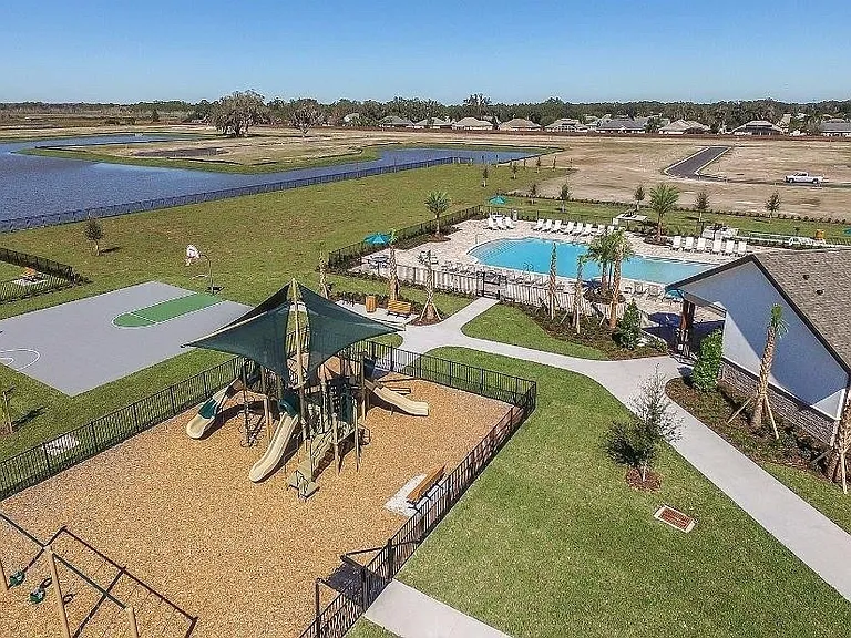 5307 Brydon Woods Cir — Photo 37