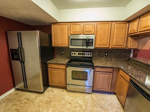 4th image of 11604 Galleria Dr