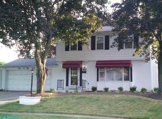 5661 Sandalwood Blvd, Columbus, OH