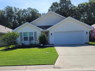 9490 Lutoo Ln, Pensacola, FL 32526