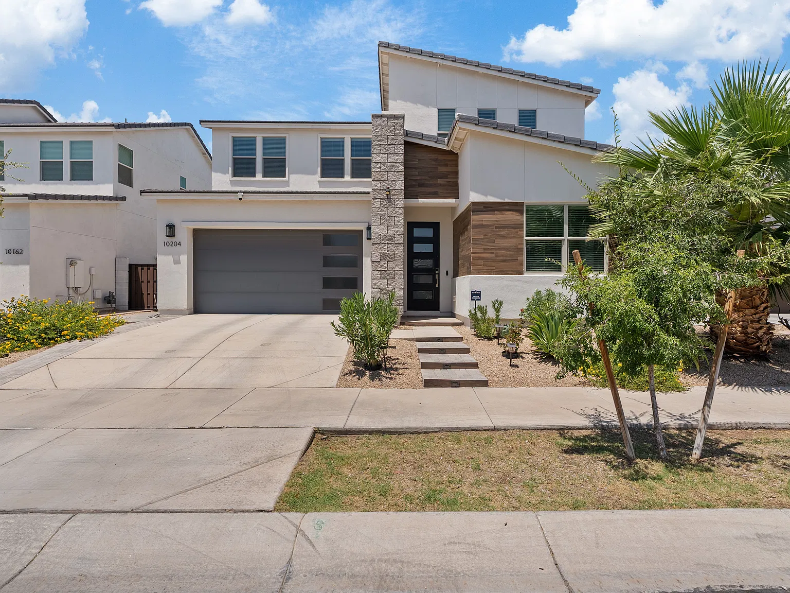 4 bed, 2794 sqft, $3,095 — Photo 1