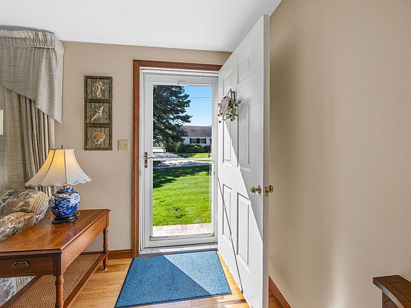 5th image of 87 Cranberry Lane
