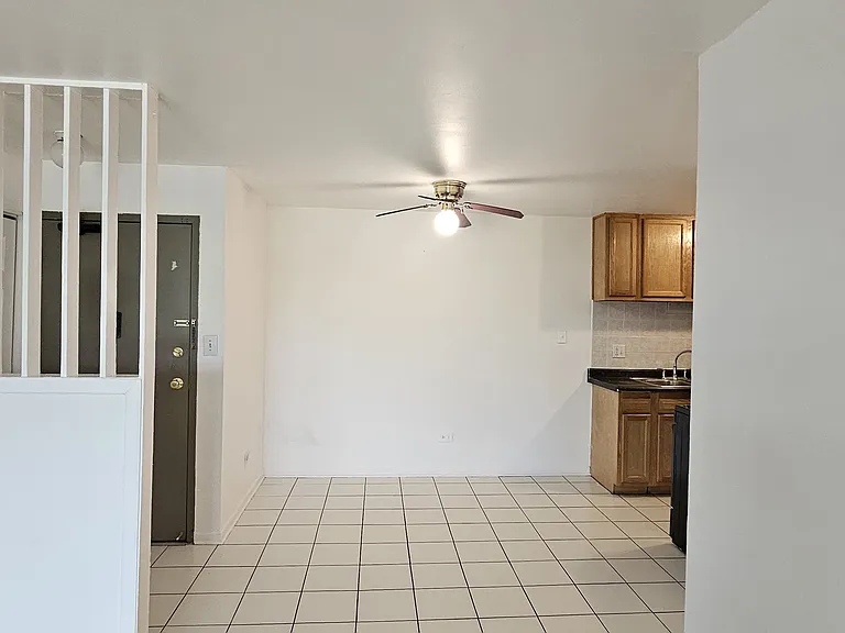 675 Heritage Dr #306 — Photo 3