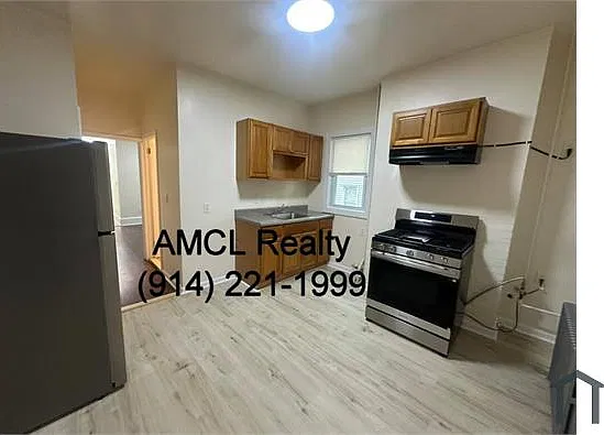 7 Jones Pl — Photo 4