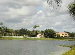 15800 SW 12th St, Pembroke Pines, FL 33027
