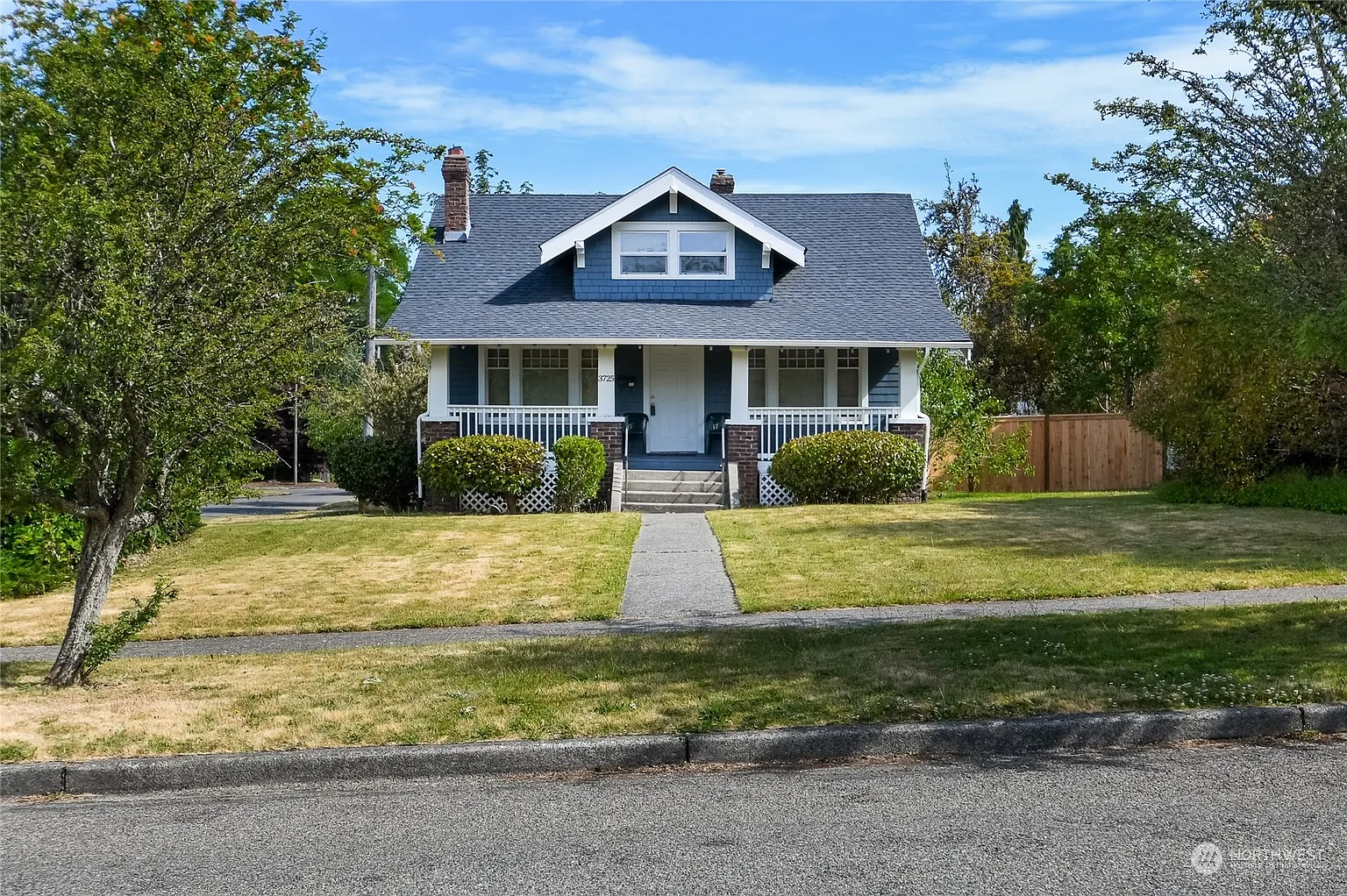 3725 N 9th Street photo 1