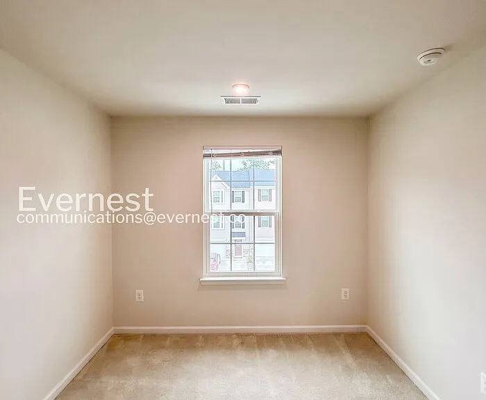 8808 Stevenson Ln — Photo 9