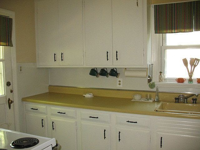 2nd image of 1208 Foxcroft Rd