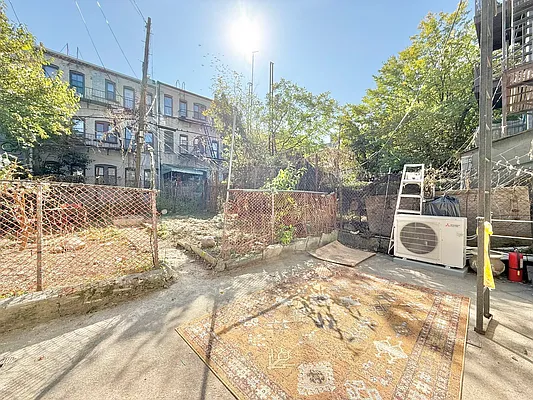Rented by Doorway NYC, LLC | media 1