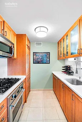 Rented by Sotheby's International Realty | media 2