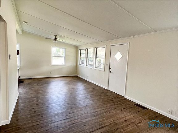 3rd image of 4504 S Detroit Ave