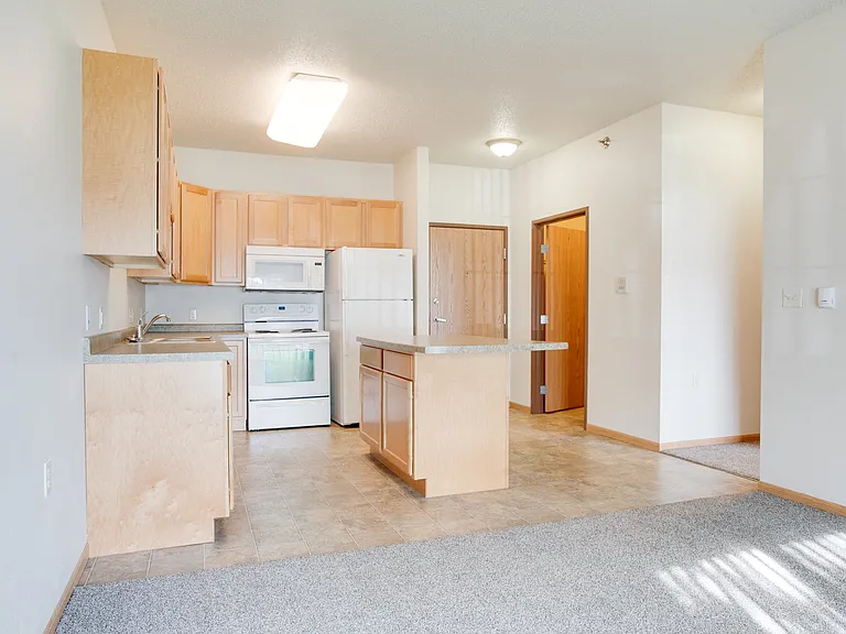 Lakestone Apartments Kitchen