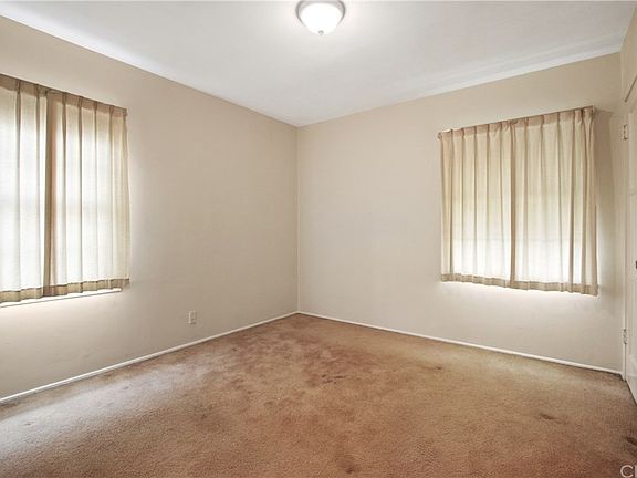 5th image of 6018 Greentop St