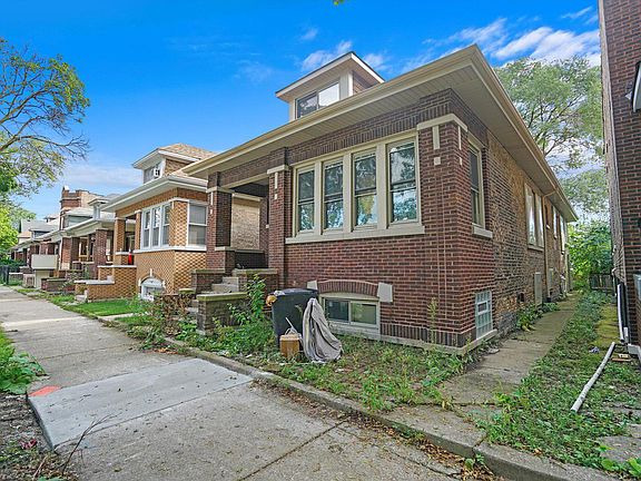 4th image of 5663 S Artesian Ave