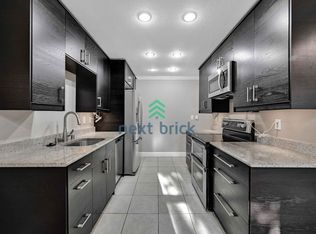 922 100th Ave NE APT 113, Bellevue, WA 98004