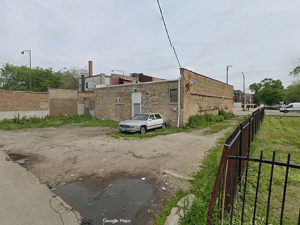 2nd image of 208-210 S Cicero Ave