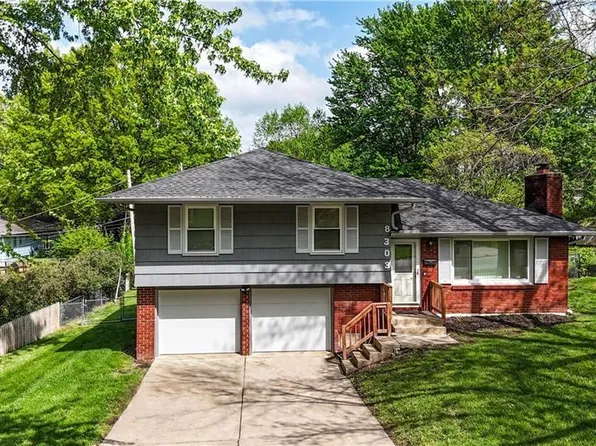 8303 Manning Ave, Raytown, MO 64138