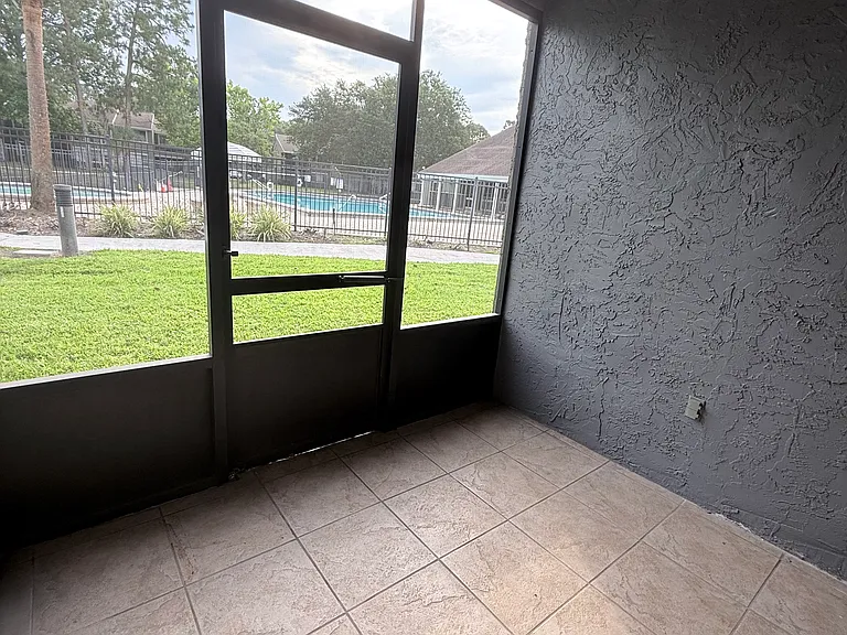 6013 Windhover Dr #1-C07 — Photo 8
