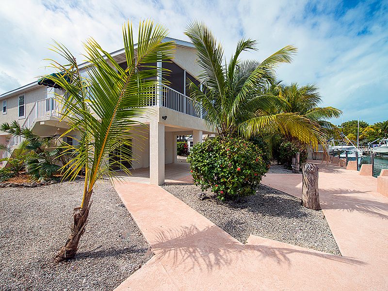 1st image of 185 Plantation Dr