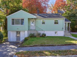 35 Wigwam Ave, Worcester, MA 01604