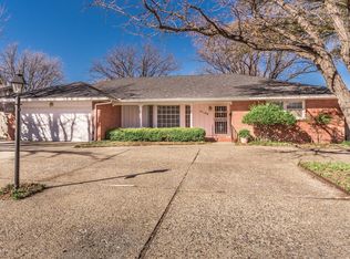 6108 Gainsborough Rd, Amarillo, TX 79106