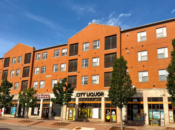 417 S Gilbert St, Iowa City, IA