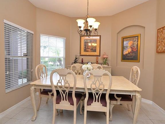 3rd image of 584 Cruz Bay Cir