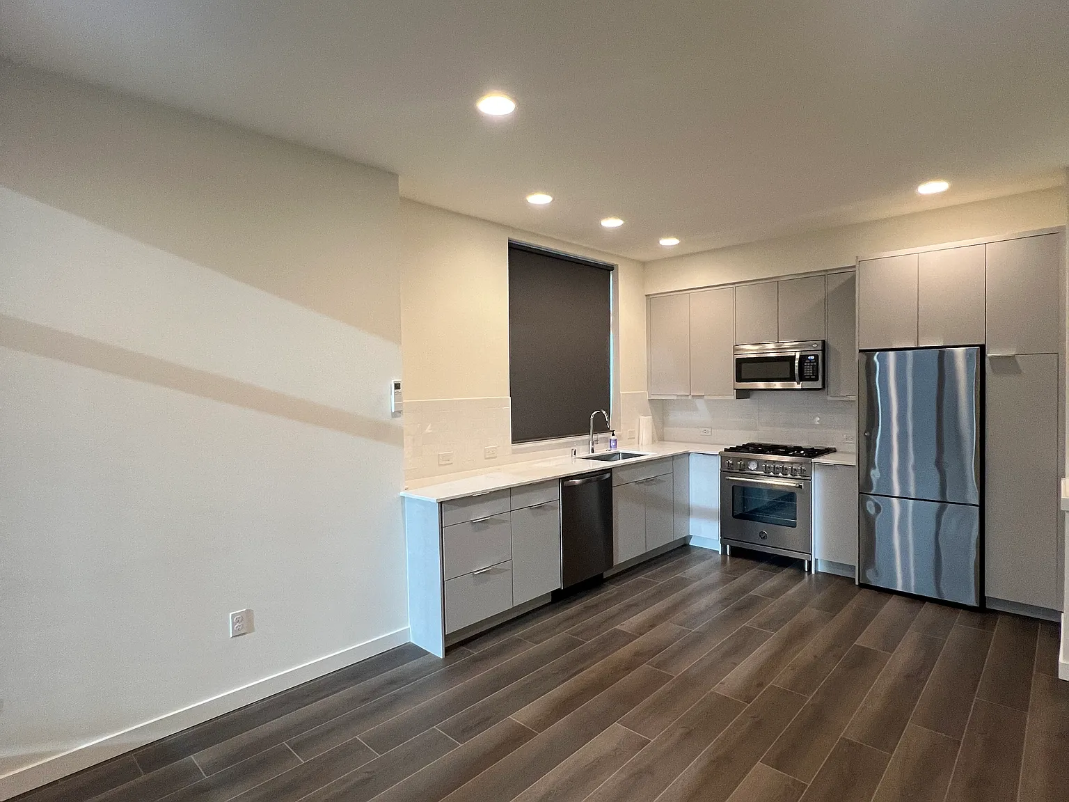 2 bed, 1235 sqft, $4,000 — Photo 4
