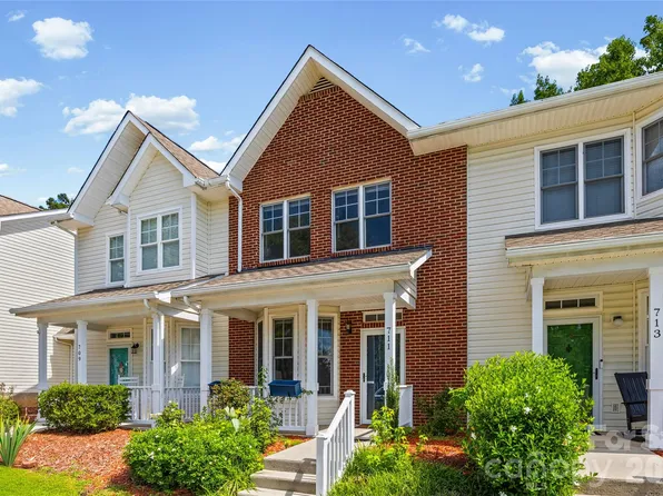711 Stone Village Dr, Fort Mill, SC 29708