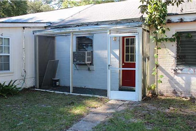 1st image of 7 Parker Ave #5