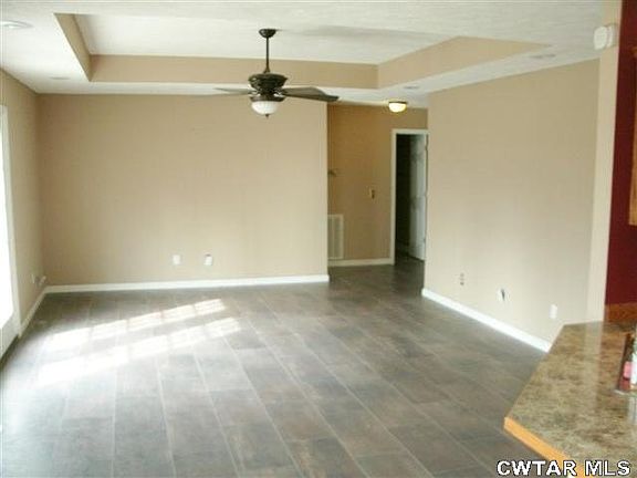 3rd image of 1433 Poorhouse Ln