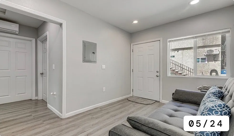 3 bed, 900 sqft, $3,000 — Photo 3